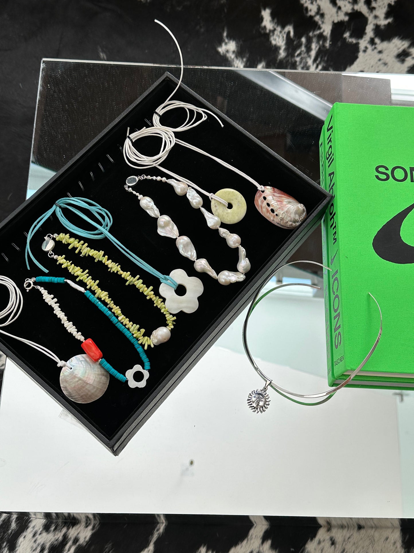 Collar Ostra