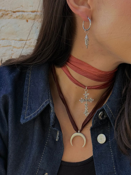 Choker cruz